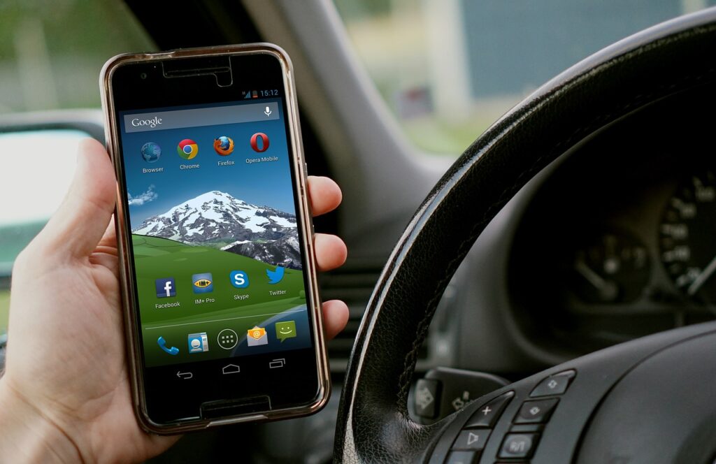 mobile phone, car wallpapers, car, talk, drive, phone, appar, sms, mms, subtitle